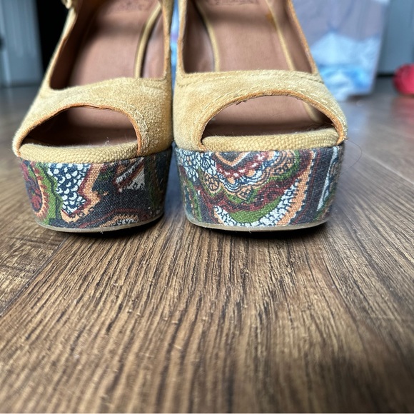 SZ 7.5 LUCKY BRAND NEECE PLATFORMS - Picture 2 of 10